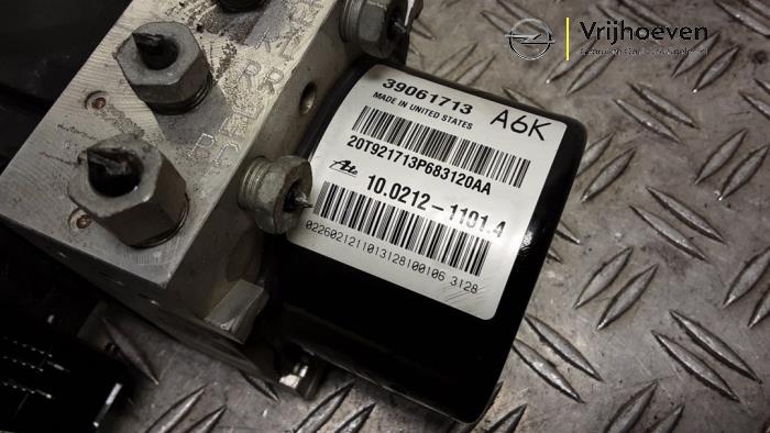 ABS Pomp van een Opel Zafira Tourer (P12) 2.0 CDTI 16V 170 Ecotec 2019