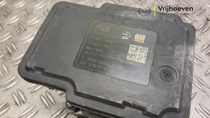 ABS Pomp van een Opel Zafira Tourer (P12) 2.0 CDTI 16V 170 Ecotec 2019