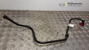 Gebruikte Leiding (diversen) Opel Insignia Grand Sport 2.0 CDTI 16V Prijs € 50,00 Margeregeling aangeboden door Autodemontage Vrijhoeven B.V.