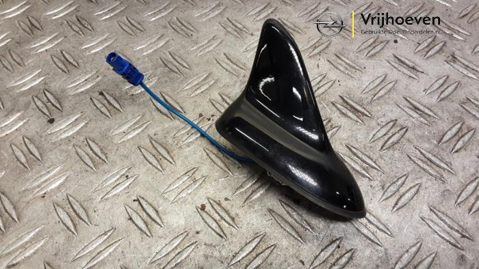 Gebruikte Antenne Opel Insignia Grand Sport 1.6 CDTI 16V 136 Prijs € 25,00 Margeregeling aangeboden door Autodemontage Vrijhoeven B.V.