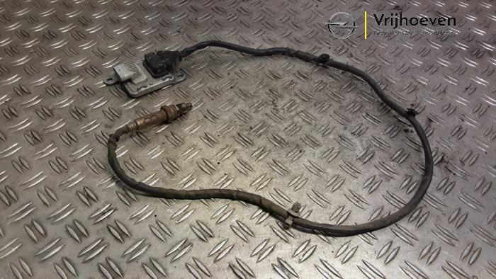 Gebruikte Nox sensor Opel Insignia Grand Sport 1.6 CDTI 16V 136 Prijs € 300,00 Margeregeling aangeboden door Autodemontage Vrijhoeven B.V.