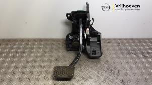 Gebruikte Rempedaal Opel Insignia Grand Sport 1.6 CDTI 16V 136 Prijs € 85,00 Margeregeling aangeboden door Autodemontage Vrijhoeven B.V.