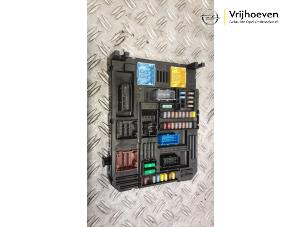 Gebruikte Computer Body Control Opel Corsa F (UB/UH/UP) Electric, Corsa-e 50kWh Prijs € 85,00 Margeregeling aangeboden door Autodemontage Vrijhoeven B.V.