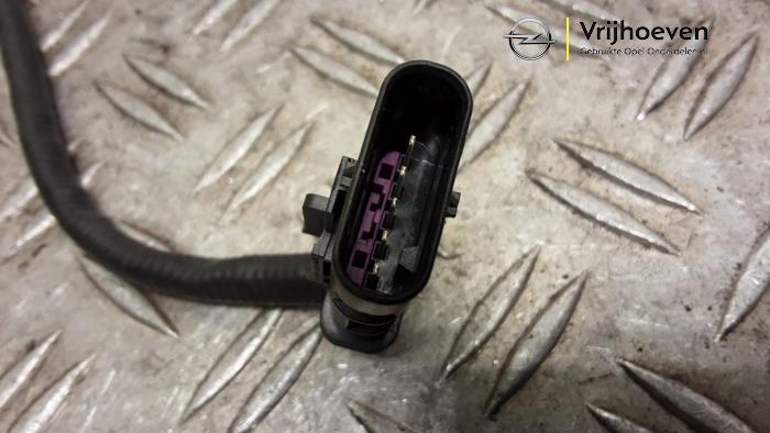 Lambda Sonde van een Opel Astra L Sports Tourer (F4/FC/FN/FR) 1.2 Turbo 130 12V 2023