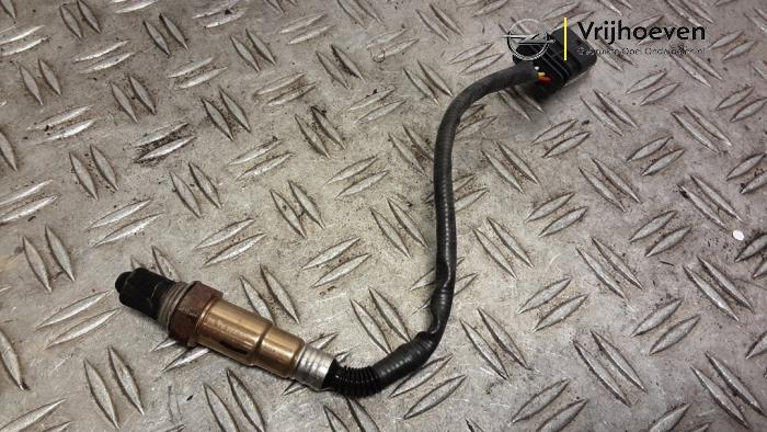 Gebruikte Lambda Sonde Opel Astra L Sports Tourer (F4/FC/FN/FR) 1.2 Turbo 130 12V Prijs € 25,00 Margeregeling aangeboden door Autodemontage Vrijhoeven B.V.
