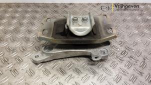 Gebruikte Motorrubber Opel Astra L Sports Tourer (F4/FC/FN/FR) 1.2 Turbo 130 12V Prijs € 50,00 Margeregeling aangeboden door Autodemontage Vrijhoeven B.V.