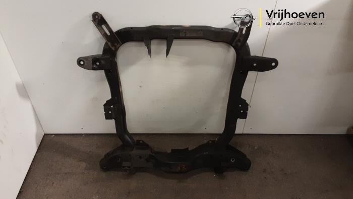 Gebruikte Subframe Opel Meriva (A) 1.4 16V Twinport Prijs € 100,00 Margeregeling aangeboden door Autodemontage Vrijhoeven B.V.