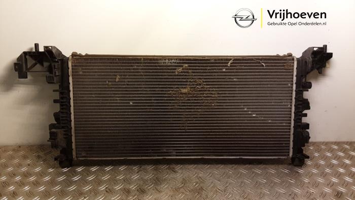 Gebruikte Radiateur Opel Astra K Sports Tourer 1.6 CDTI 110 16V Prijs € 100,00 Margeregeling aangeboden door Autodemontage Vrijhoeven B.V.