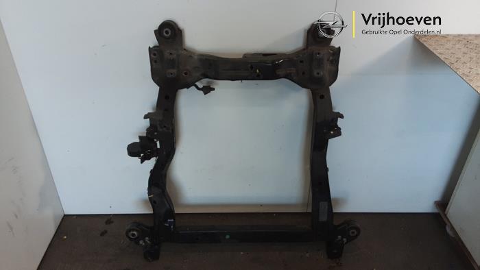 Gebruikte Subframe Opel Ampera 1.4 16V Prijs € 125,00 Margeregeling aangeboden door Autodemontage Vrijhoeven B.V.
