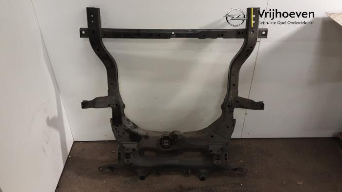Gebruikte Subframe Opel Astra K 1.0 Turbo 12V Prijs € 125,00 Margeregeling aangeboden door Autodemontage Vrijhoeven B.V.