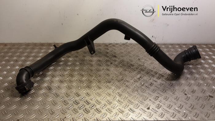 Gebruikte Intercooler Buis Opel Astra K 1.0 Turbo 12V Prijs € 25,00 Margeregeling aangeboden door Autodemontage Vrijhoeven B.V.