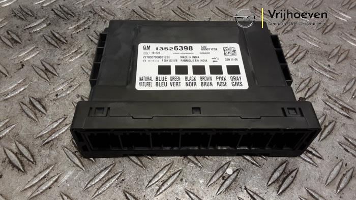 Gebruikte Bodycontrol Module Opel Astra K 1.0 Turbo 12V Prijs € 80,00 Margeregeling aangeboden door Autodemontage Vrijhoeven B.V.