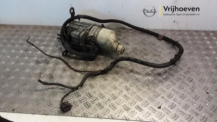 Gebruikte Stuurpomp Opel Zafira (M75) 2.2 16V Direct Ecotec Prijs € 400,00 Margeregeling aangeboden door Autodemontage Vrijhoeven B.V.