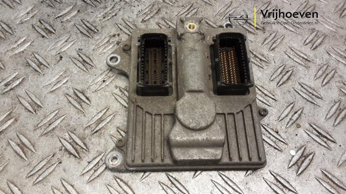 Gebruikte Computer Motormanagement Opel Zafira (M75) 2.2 16V Direct Ecotec Prijs € 150,00 Margeregeling aangeboden door Autodemontage Vrijhoeven B.V.