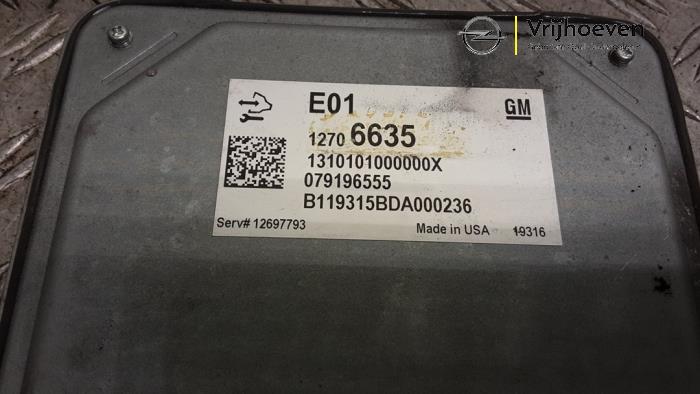 Computer Motormanagement van een Opel Astra K Sports Tourer 1.4 Turbo 12V 2020