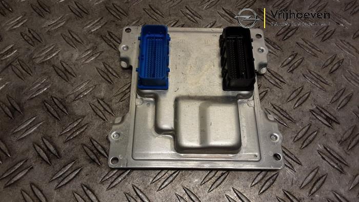 Gebruikte Computer Motormanagement Opel Karl 1.0 12V Prijs € 100,00 Margeregeling aangeboden door Autodemontage Vrijhoeven B.V.