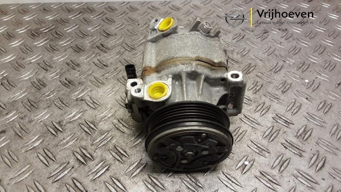 Gebruikte Aircopomp Opel Karl 1.0 12V Prijs € 75,00 Margeregeling aangeboden door Autodemontage Vrijhoeven B.V.