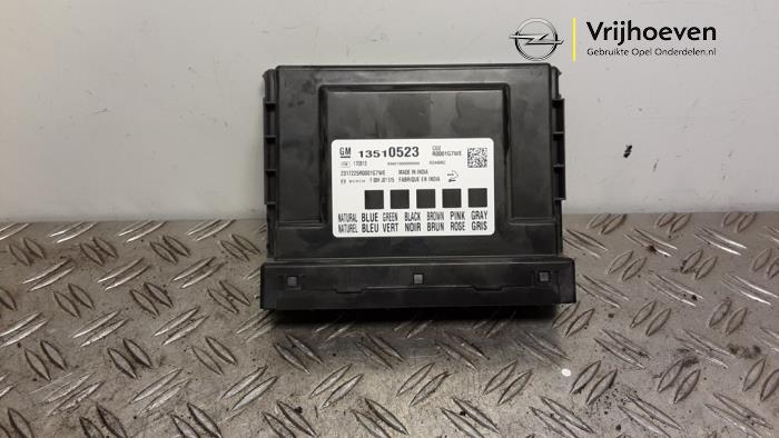 Gebruikte Computer Body Control Opel Karl 1.0 12V Prijs € 80,00 Margeregeling aangeboden door Autodemontage Vrijhoeven B.V.