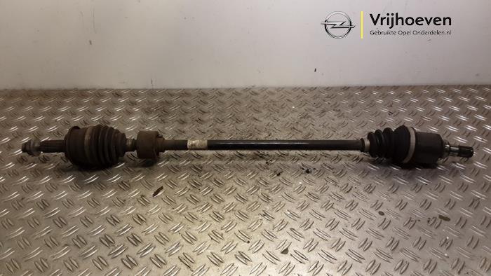 Gebruikte Steekas rechts-voor Opel Agila (B) 1.0 12V Prijs € 85,00 Margeregeling aangeboden door Autodemontage Vrijhoeven B.V.