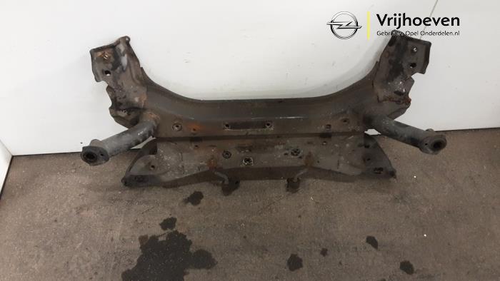 Gebruikte Subframe Opel Agila (B) 1.2 16V Prijs € 75,00 Margeregeling aangeboden door Autodemontage Vrijhoeven B.V.