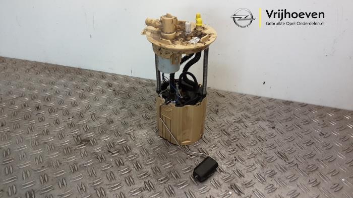Gebruikte Tank element Pomp Opel Mokka/Mokka X 1.6 CDTI 16V 4x2 Prijs € 150,00 Margeregeling aangeboden door Autodemontage Vrijhoeven B.V.