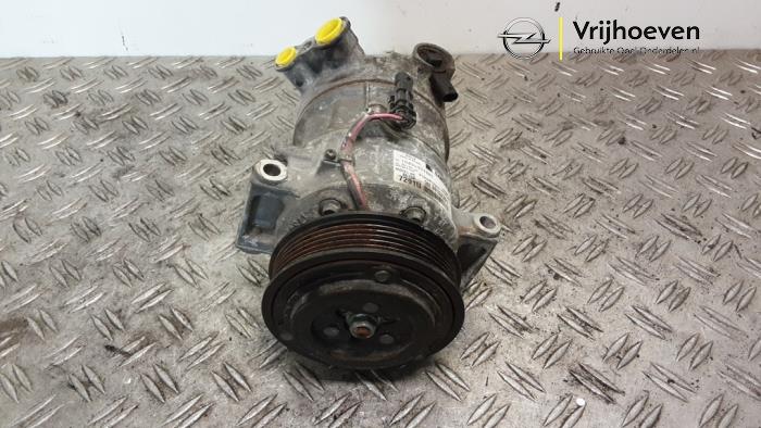 Gebruikte Aircopomp Opel Astra K Sports Tourer 1.6 CDTI 136 16V Prijs € 100,00 Margeregeling aangeboden door Autodemontage Vrijhoeven B.V.