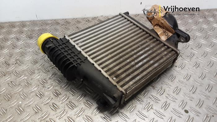 Gebruikte Intercooler Opel Grandland (X) 1.2 Turbo 12V Prijs € 100,00 Margeregeling aangeboden door Autodemontage Vrijhoeven B.V.