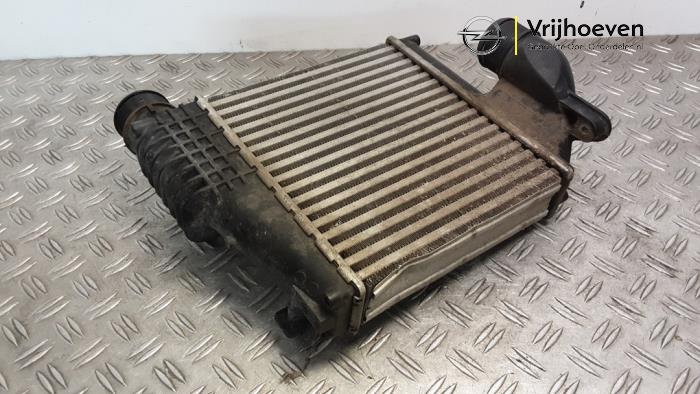 Gebruikte Intercooler Opel Grandland (X) 1.2 Turbo 12V Prijs € 100,00 Margeregeling aangeboden door Autodemontage Vrijhoeven B.V.