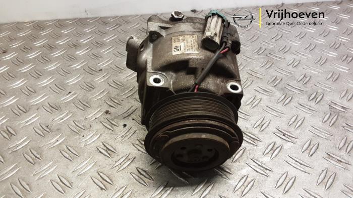 Gebruikte Aircopomp Opel Adam 1.2 16V Prijs € 225,00 Margeregeling aangeboden door Autodemontage Vrijhoeven B.V.