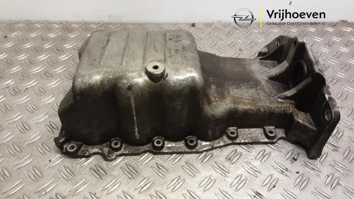 Gebruikte Carterpan Opel Tigra Twin Top 1.4 16V Prijs € 30,00 Margeregeling aangeboden door Autodemontage Vrijhoeven B.V.
