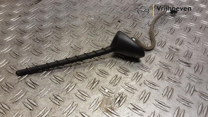 Gebruikte Antenne Opel Karl 1.0 12V Prijs € 75,00 Margeregeling aangeboden door Autodemontage Vrijhoeven B.V.