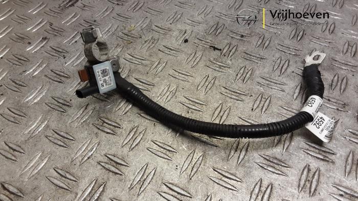 Gebruikte Accu sensor Opel Karl 1.0 12V Prijs € 25,00 Margeregeling aangeboden door Autodemontage Vrijhoeven B.V.
