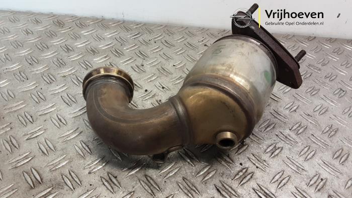 Gebruikte Roetfilter Opel Astra H (L48) Prijs € 200,00 Margeregeling aangeboden door Autodemontage Vrijhoeven B.V.