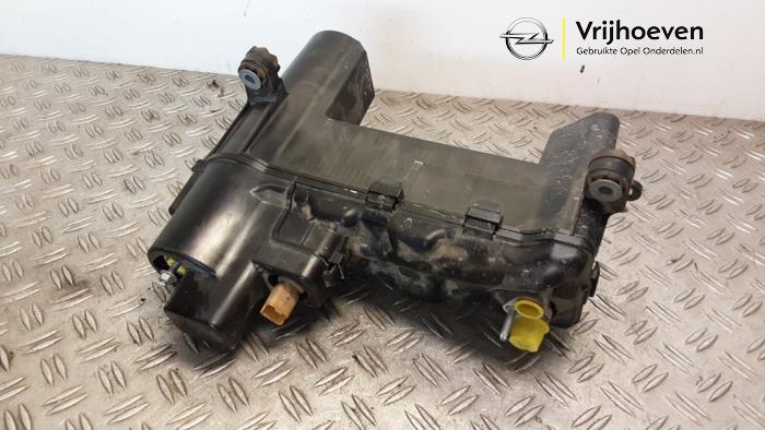 Gebruikte Airco Condensor Opel Corsa F (UB/UH/UP) Electric, Corsa-e 50kWh Prijs € 65,00 Margeregeling aangeboden door Autodemontage Vrijhoeven B.V.