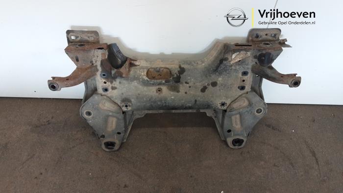 Gebruikte Subframe Opel Corsa F (UB/UH/UP) Electric, Corsa-e 50kWh Prijs € 75,00 Margeregeling aangeboden door Autodemontage Vrijhoeven B.V.