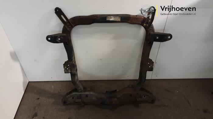 Gebruikte Subframe Opel Corsa C (F08/68) 1.2 16V Prijs € 60,00 Margeregeling aangeboden door Autodemontage Vrijhoeven B.V.