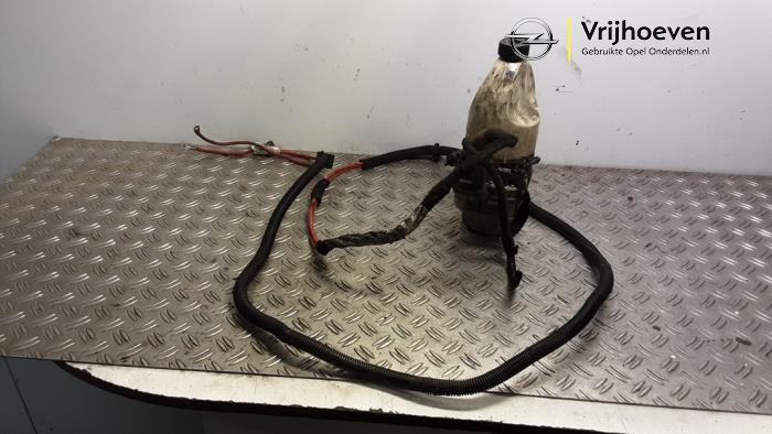 Gebruikte Servopomp Opel Vectra C Caravan 1.8 16V Prijs € 75,00 Margeregeling aangeboden door Autodemontage Vrijhoeven B.V.