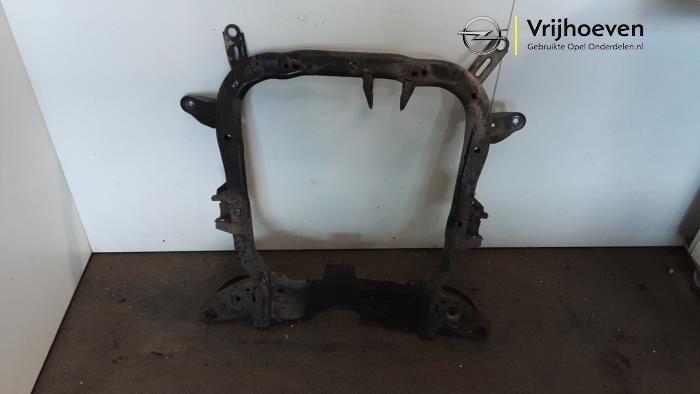 Gebruikte Subframe Opel Meriva (A) 1.4 16V Twinport Prijs € 100,00 Margeregeling aangeboden door Autodemontage Vrijhoeven B.V.