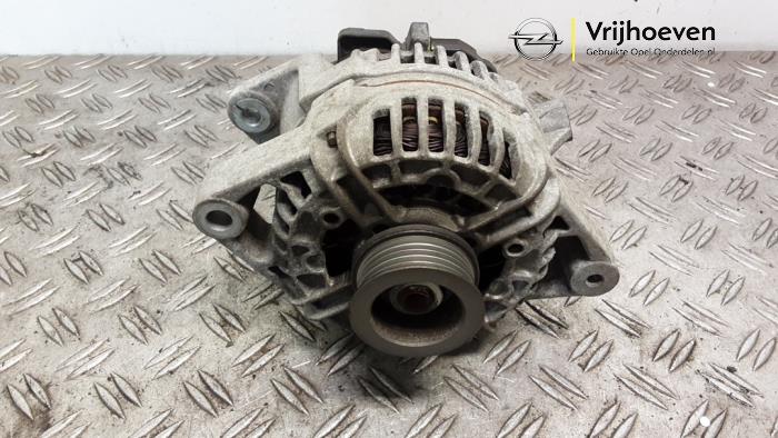 Gebruikte Dynamo Opel Meriva (A) 1.6 16V Prijs € 50,00 Margeregeling aangeboden door Autodemontage Vrijhoeven B.V.