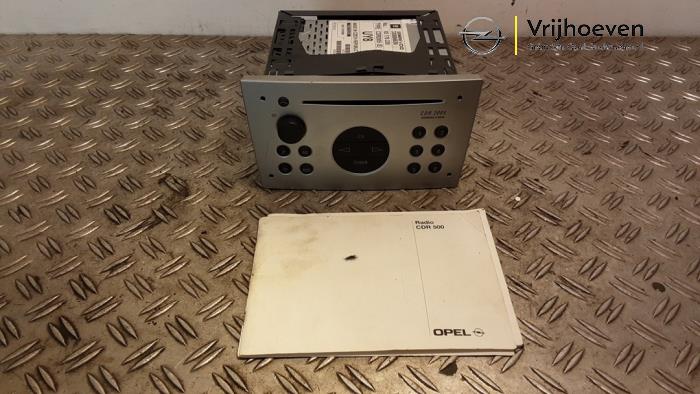 Gebruikte Radio module Opel Meriva (A) 1.6 16V Prijs € 90,00 Margeregeling aangeboden door Autodemontage Vrijhoeven B.V.