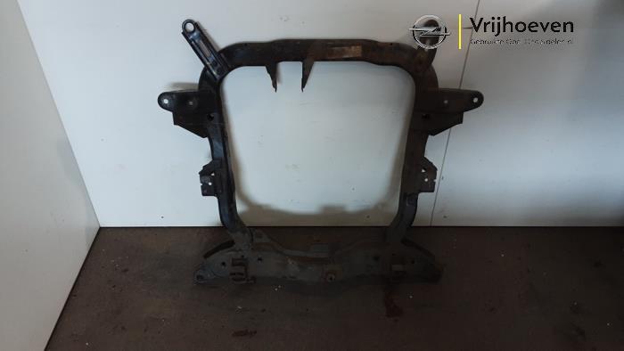 Gebruikte Subframe Opel Meriva (A) 1.6 16V Prijs € 100,00 Margeregeling aangeboden door Autodemontage Vrijhoeven B.V.