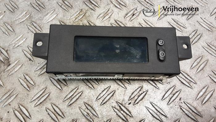Gebruikte Display Interieur Opel Astra G (F08/48) 1.6 16V Prijs € 35,00 Margeregeling aangeboden door Autodemontage Vrijhoeven B.V.