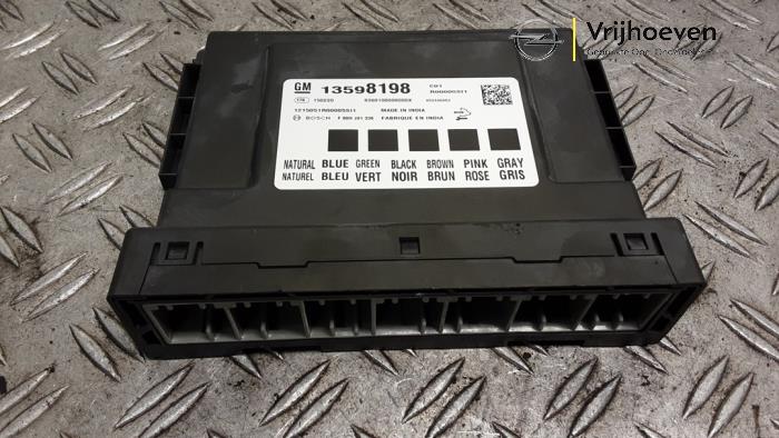 Gebruikte Bodycontrol Module Opel Karl 1.0 12V Prijs € 80,00 Margeregeling aangeboden door Autodemontage Vrijhoeven B.V.