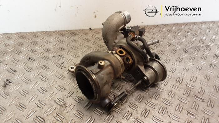 Gebruikte G-lader Opel Astra K 1.0 Turbo 12V Prijs € 400,00 Margeregeling aangeboden door Autodemontage Vrijhoeven B.V.