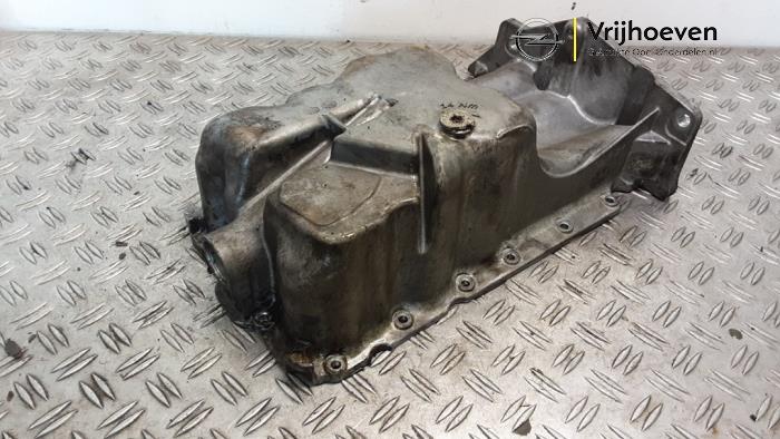 Gebruikte Carterpan Opel Corsa D 1.2 16V Prijs € 75,00 Margeregeling aangeboden door Autodemontage Vrijhoeven B.V.