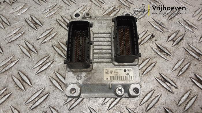 Gebruikte Computer Motormanagement Opel Tigra Twin Top 1.4 16V Prijs € 100,00 Margeregeling aangeboden door Autodemontage Vrijhoeven B.V.
