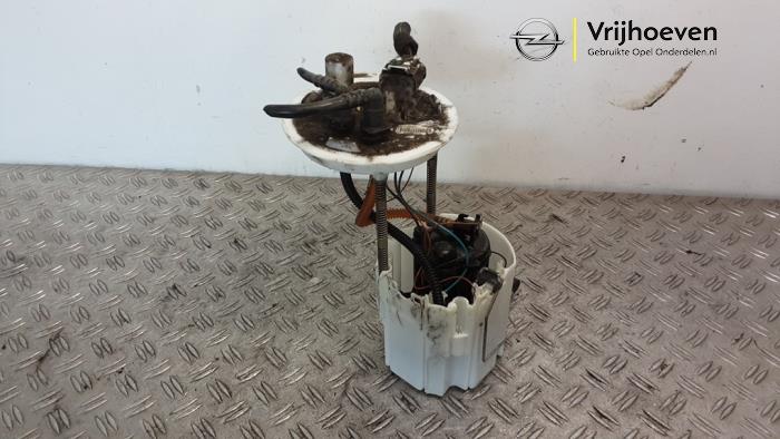 Gebruikte Tank element Pomp Opel Astra J GTC (PD2/PF2) 1.4 Turbo 16V ecoFLEX 120 Prijs € 75,00 Margeregeling aangeboden door Autodemontage Vrijhoeven B.V.