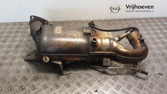 Gebruikte Roetfilter Opel Astra J (PC6/PD6/PE6/PF6) 2.0 CDTI 16V 165 Ecotec Prijs € 400,00 Margeregeling aangeboden door Autodemontage Vrijhoeven B.V.