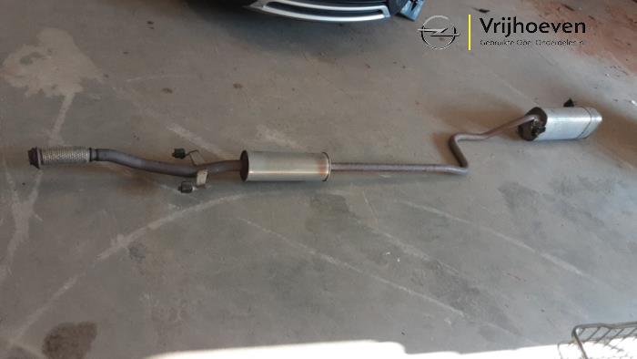Gebruikte Uitlaat (compleet) Opel Crossland (X) 1.2 Turbo 12V Euro 6d-temp Prijs € 150,00 Margeregeling aangeboden door Autodemontage Vrijhoeven B.V.