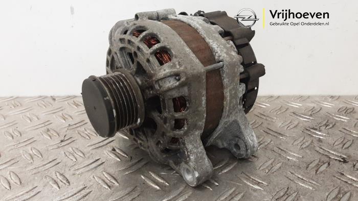 Gebruikte Dynamo Opel Crossland (X) 1.2 12V Prijs € 50,00 Margeregeling aangeboden door Autodemontage Vrijhoeven B.V.